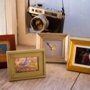 Mini Masterpieces! Pick and image and frame style, gold/silver/wood